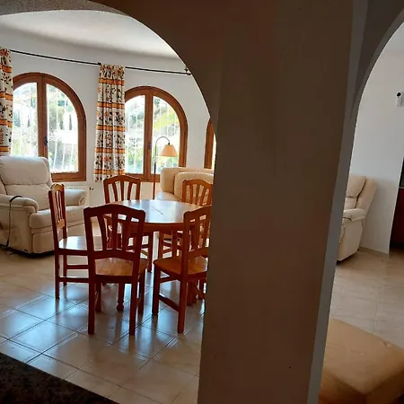 ゲストハウス Amazing View 4*